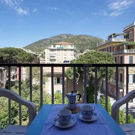 Apartman Elvira Levanto