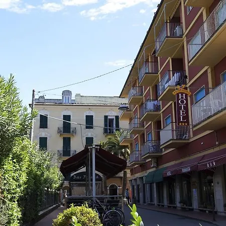 Elvira Apartman